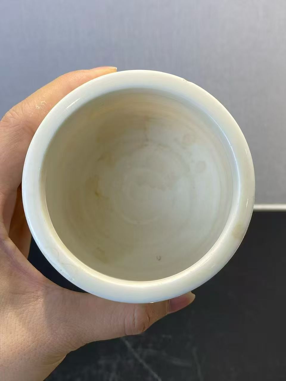 德化窑白釉三足筒式炉