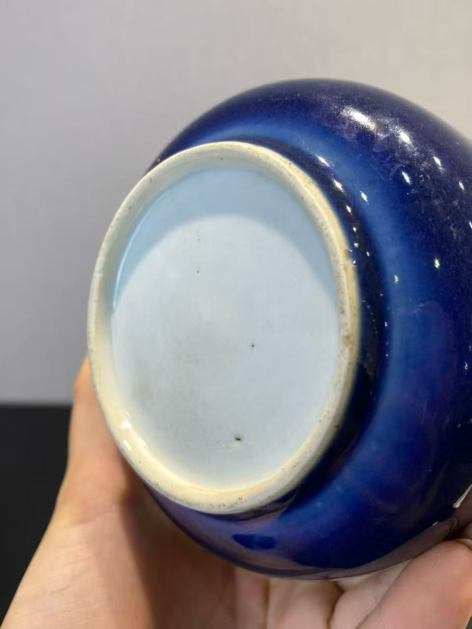 霁蓝釉描金盖盅