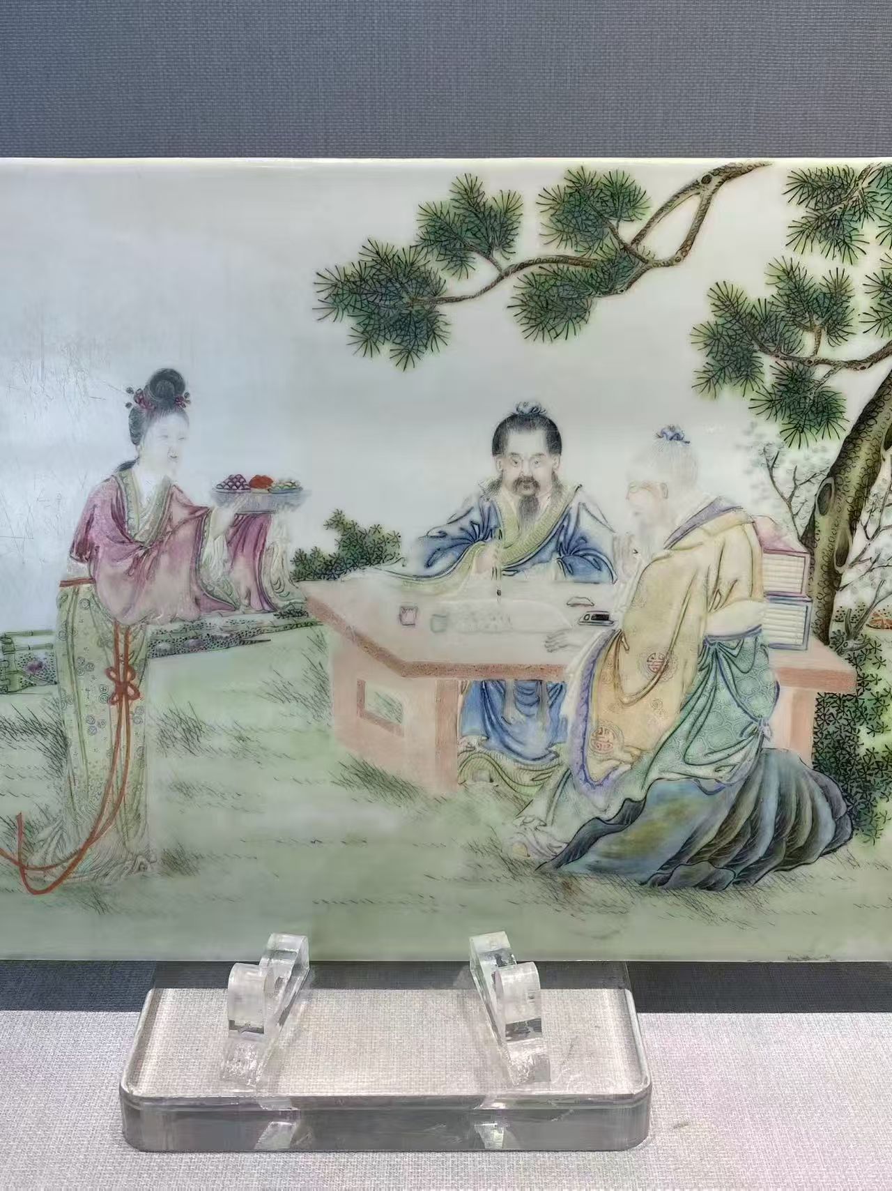 粉彩人物故事瓷板