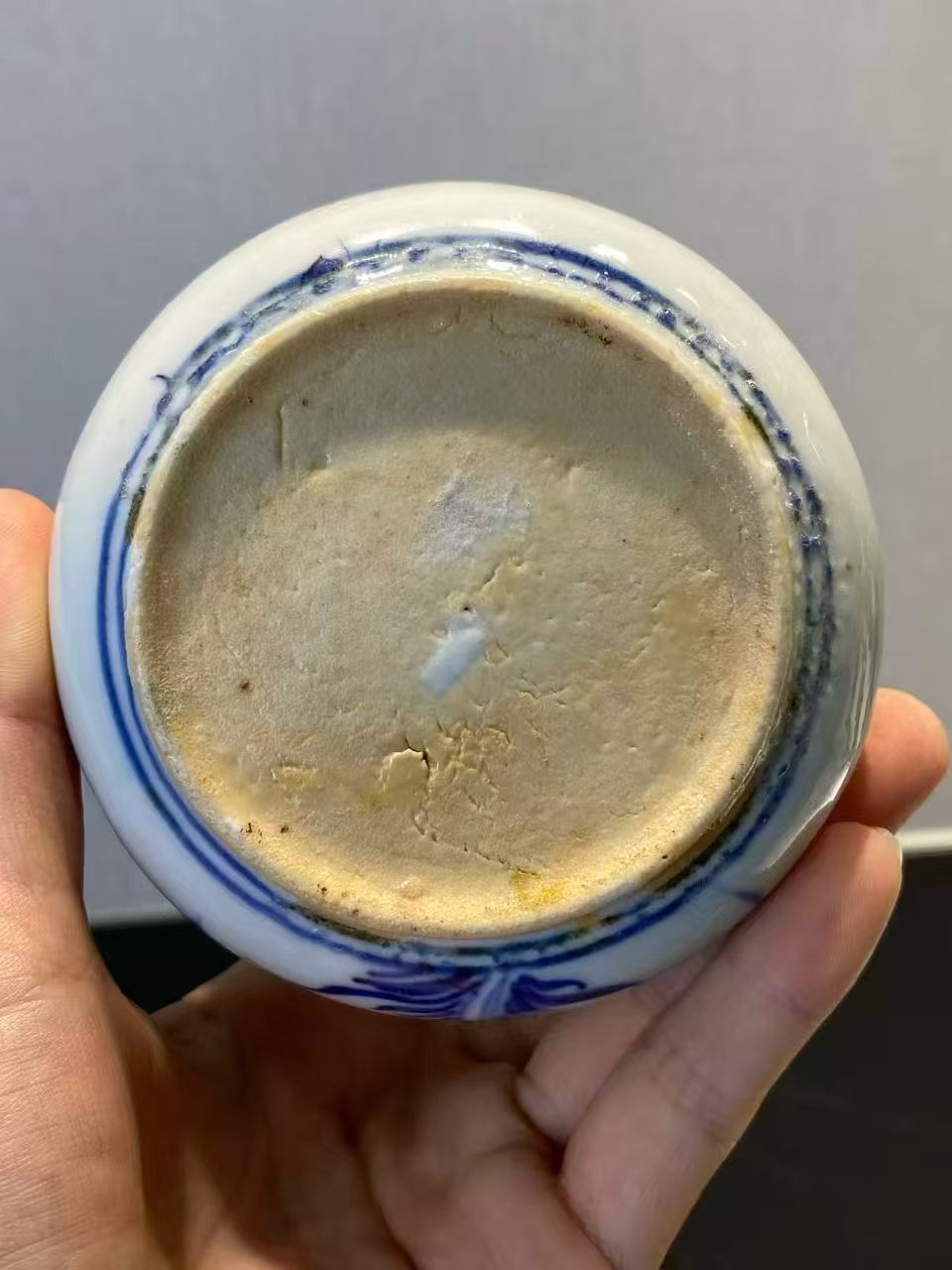 青花荷花纹小香炉