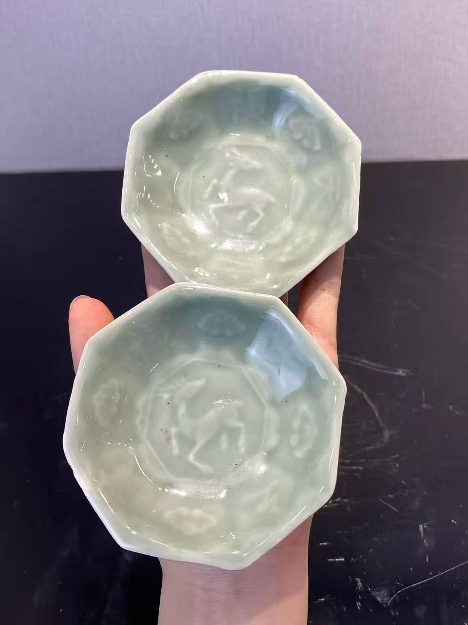 乾隆粉青釉天禄之美小碟一对