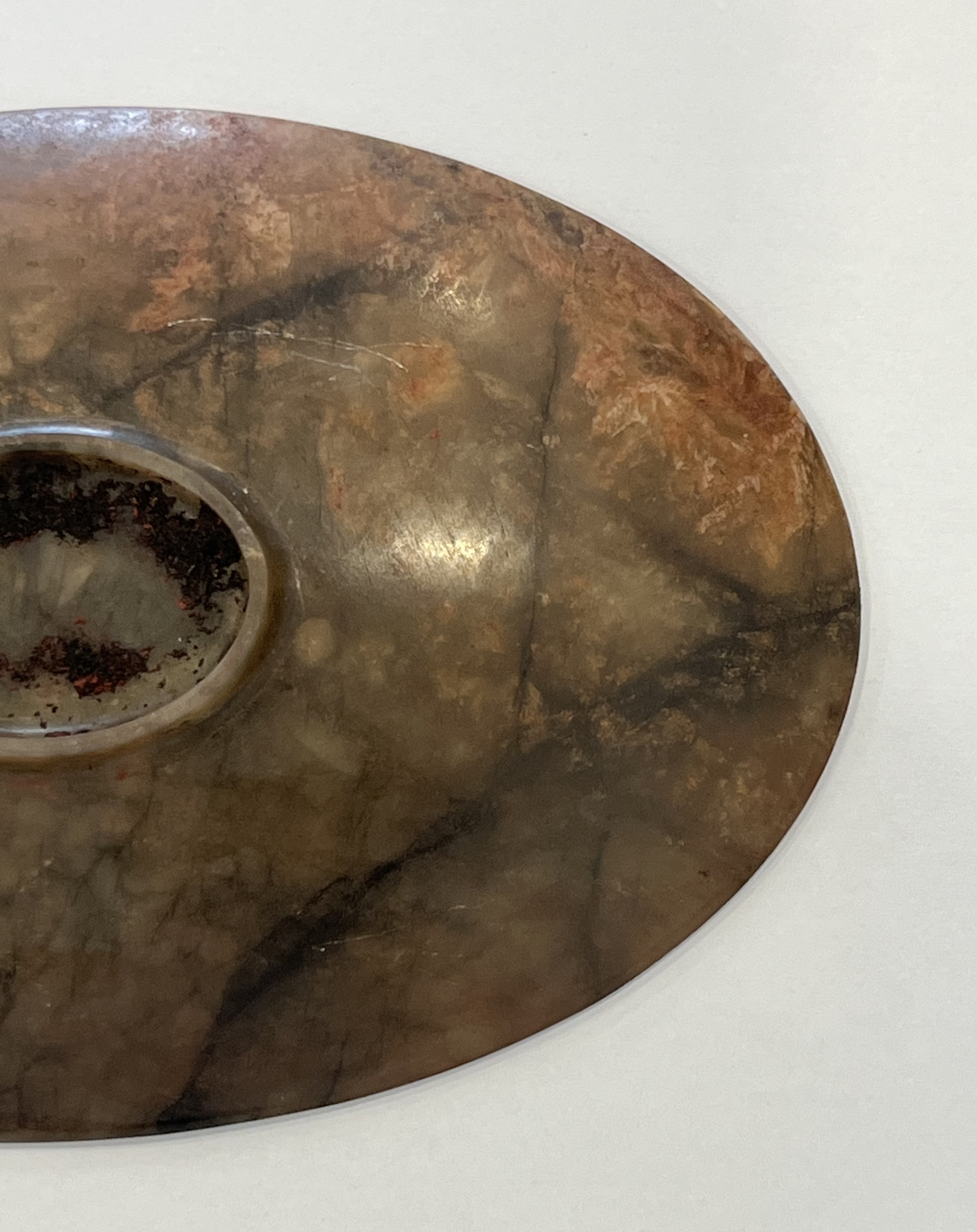 玉质鎏金佛像椭圆供盘