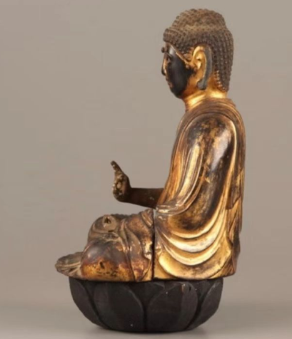 日本的佛像（阿弥陀佛像）