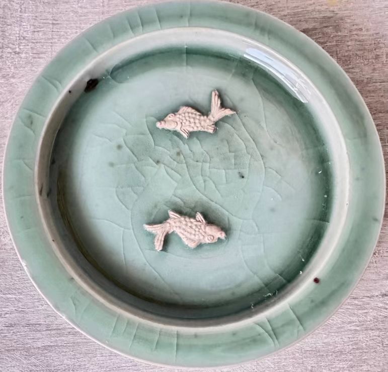 青瓷“双鱼”盘