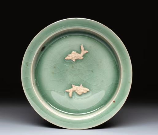 青瓷“双鱼”盘