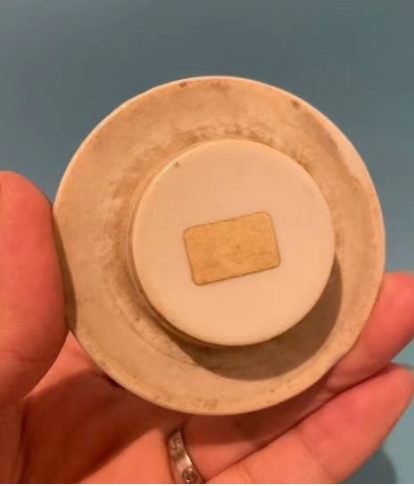 同治玫瑰瓷茶壶