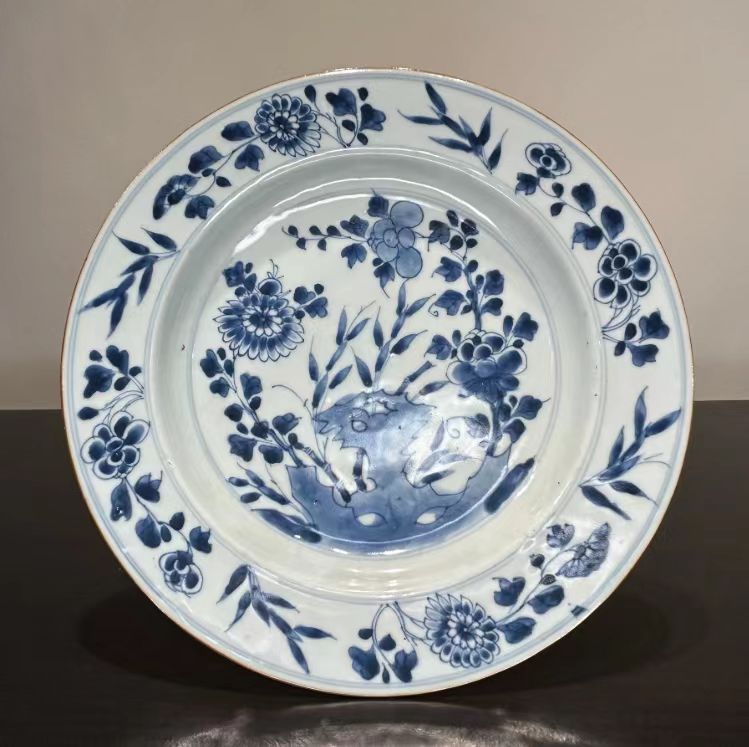 青花盘