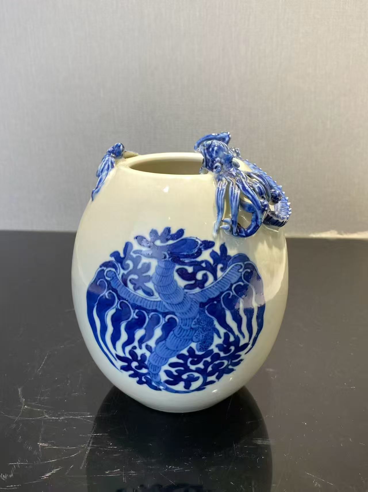 青花团凤纹福在眼前水盂