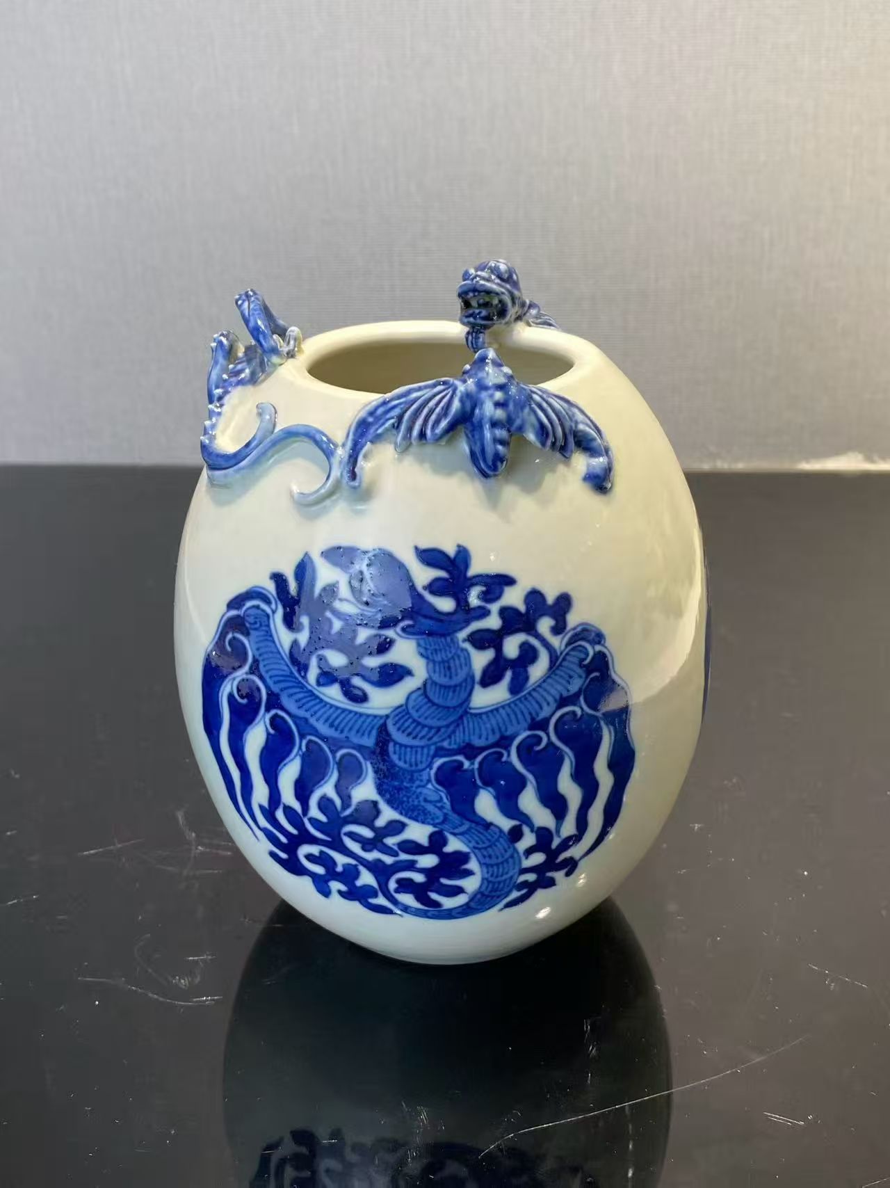 青花团凤纹福在眼前水盂