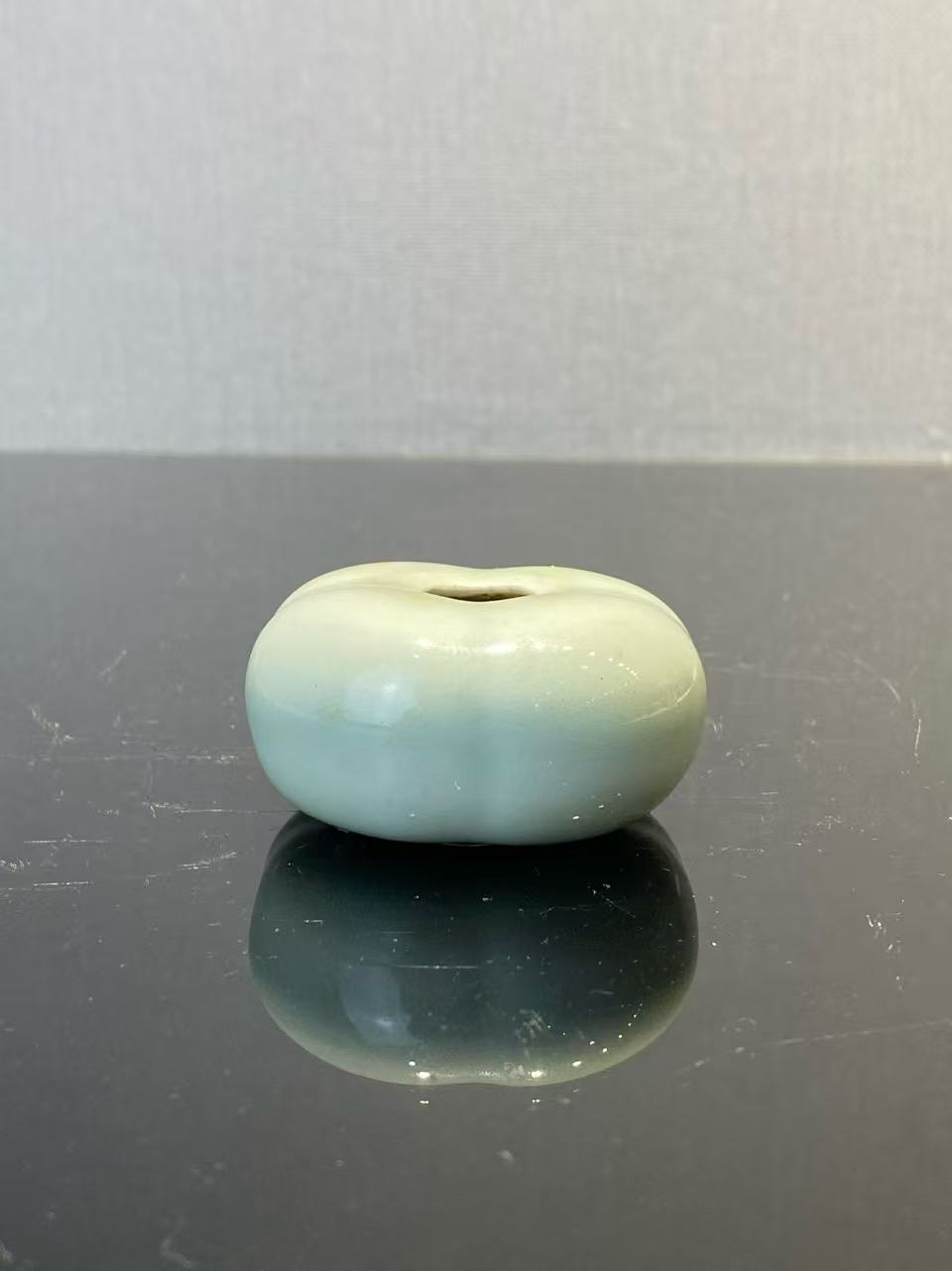 粉青釉柿子形水盂
