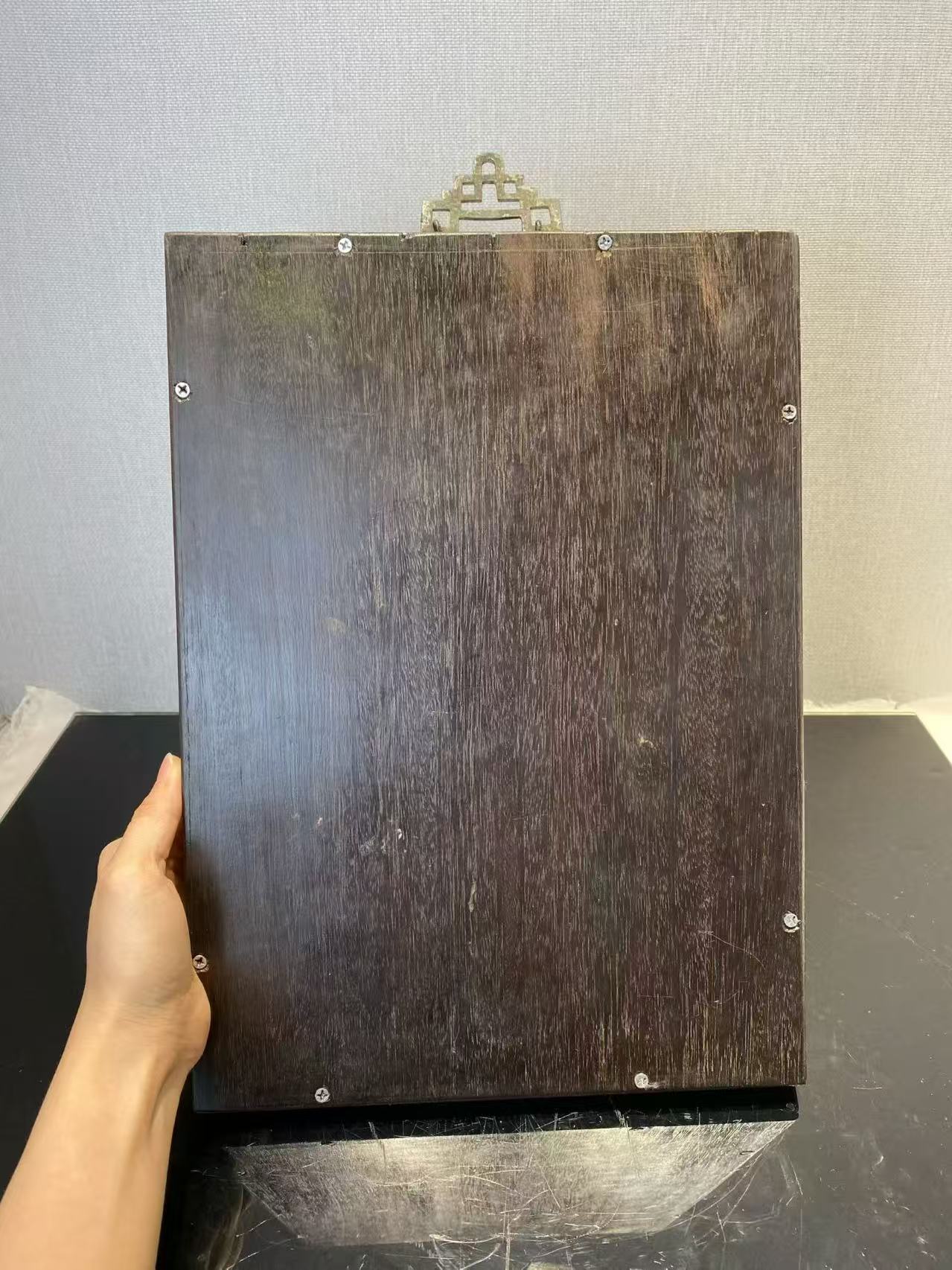 粉彩岳飞像瓷板 款：精忠报国  木框