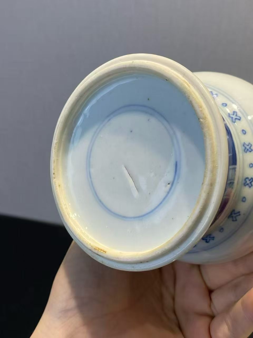 青花芭蕉叶纹花觚（带布座）