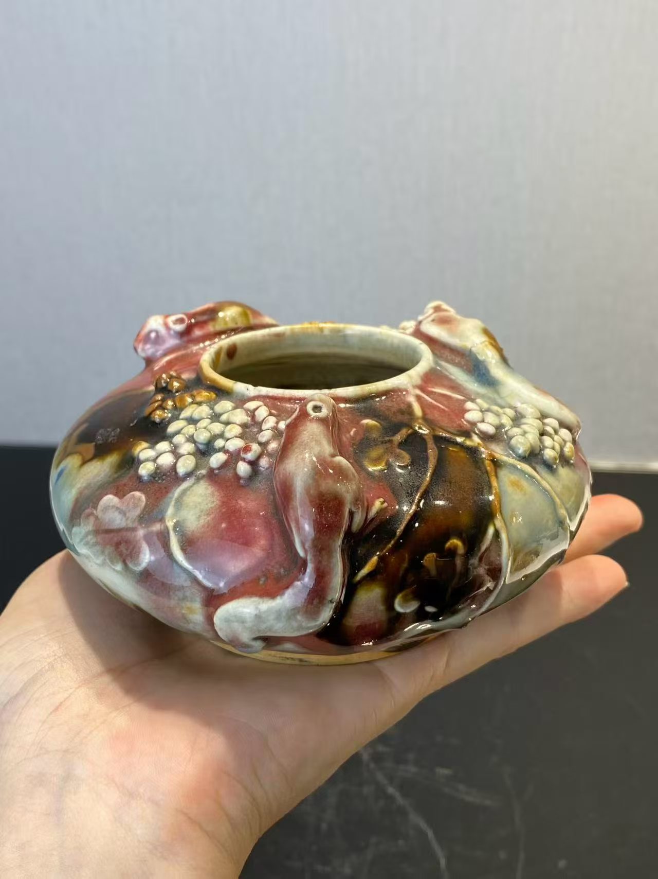 三羊开泰釉松鼠葡萄大水盂