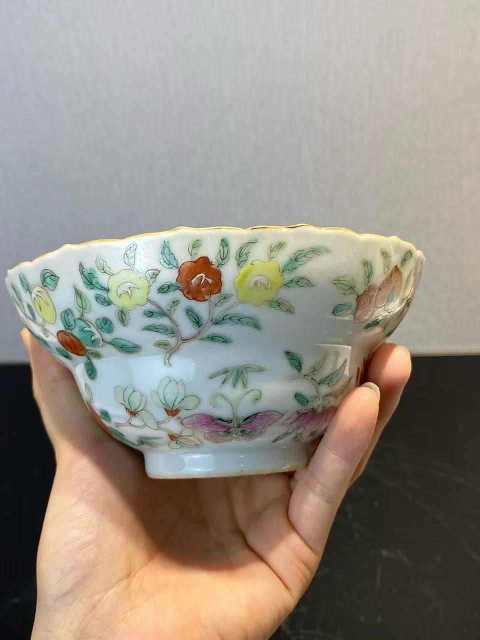 粉彩折枝花碟折腰碗