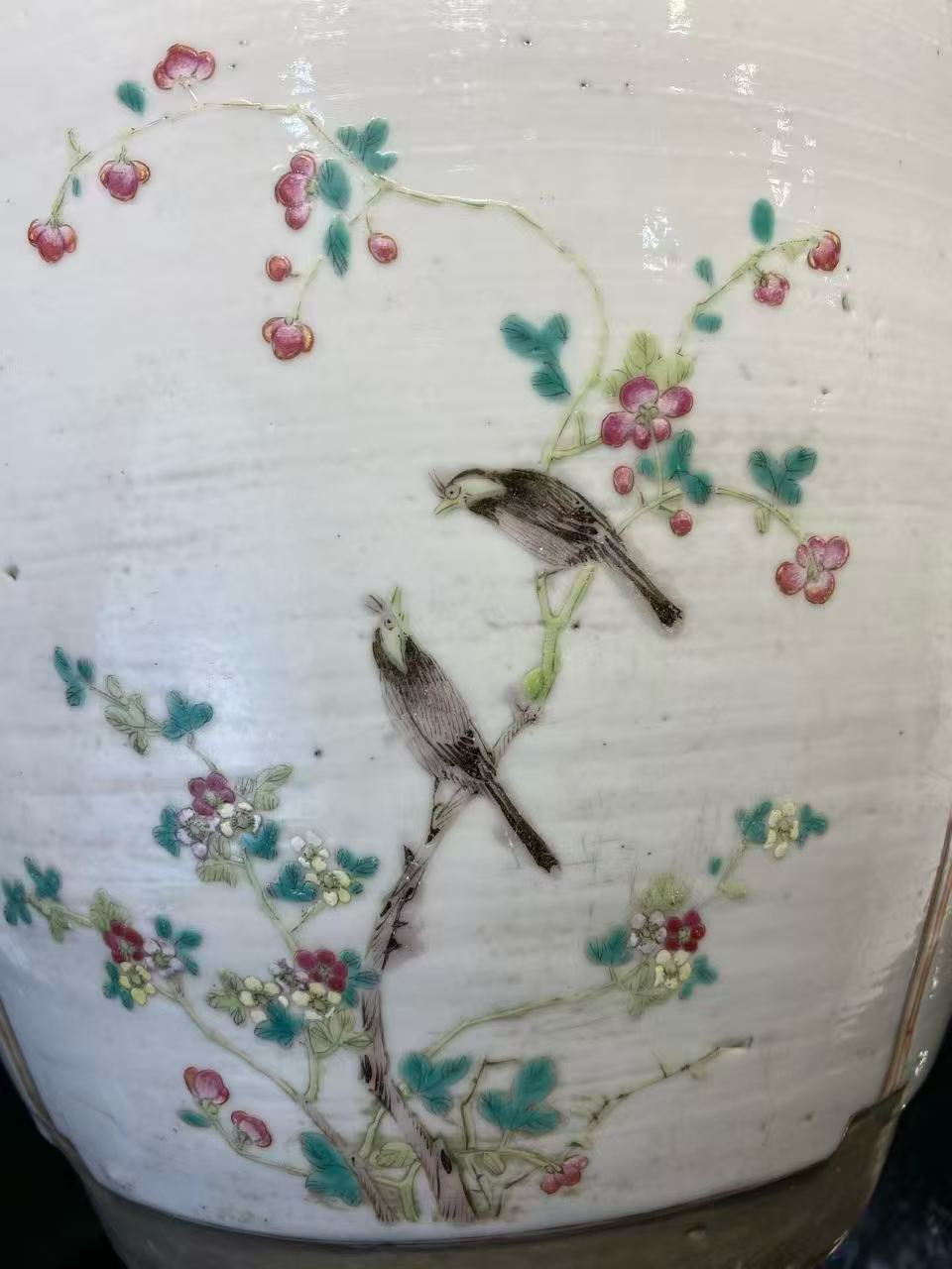 粉彩四季花鸟纹花盆