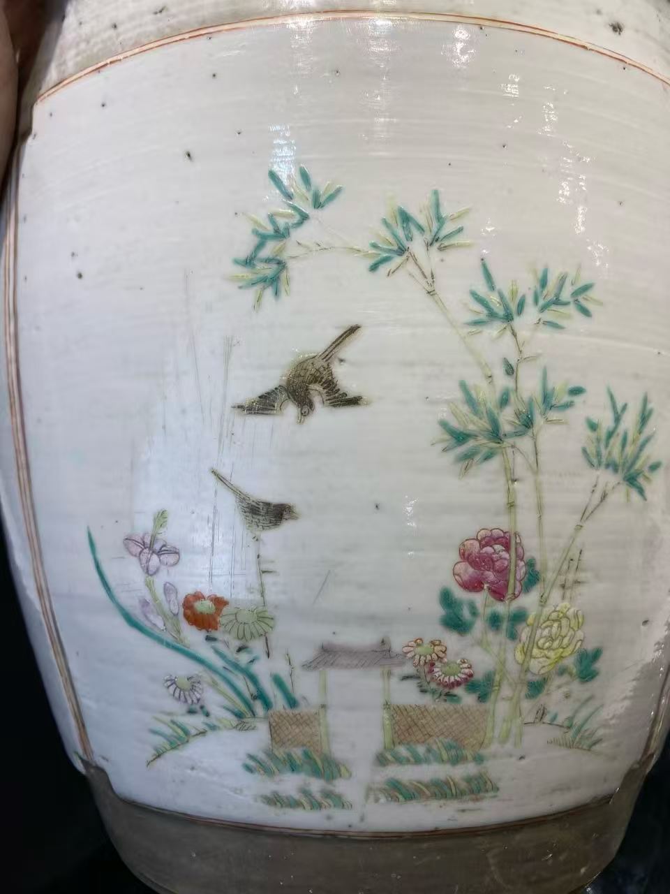 粉彩四季花鸟纹花盆