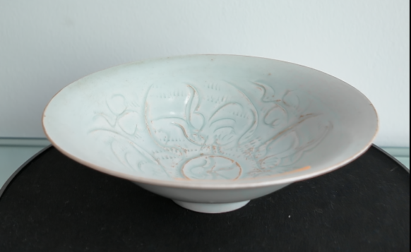 北宋影青刻花斗笠盏