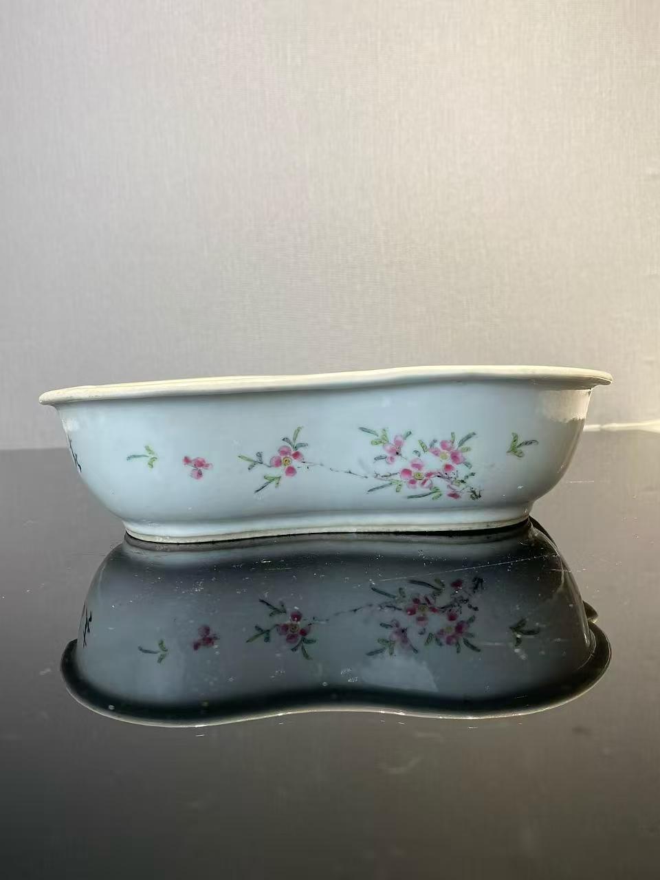 粉彩花鸟诗文水仙盆 款：江西瓷业出品