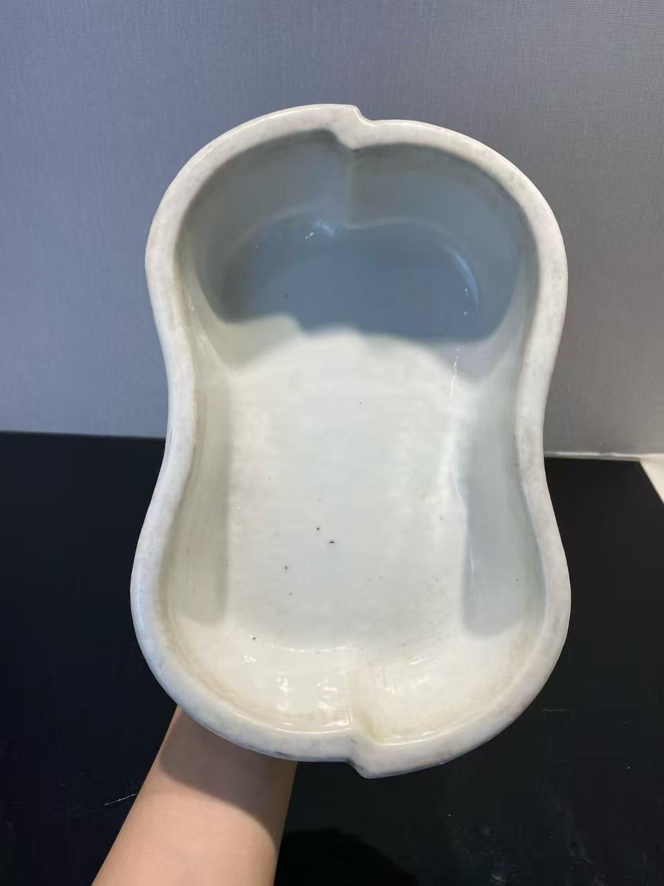 粉彩花鸟诗文水仙盆 款：江西瓷业出品