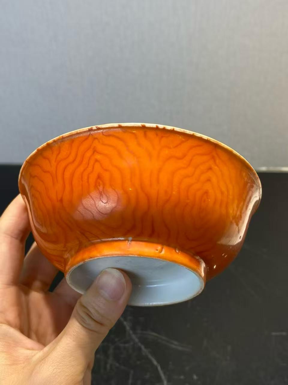 外仿木纹釉内松石绿地碗