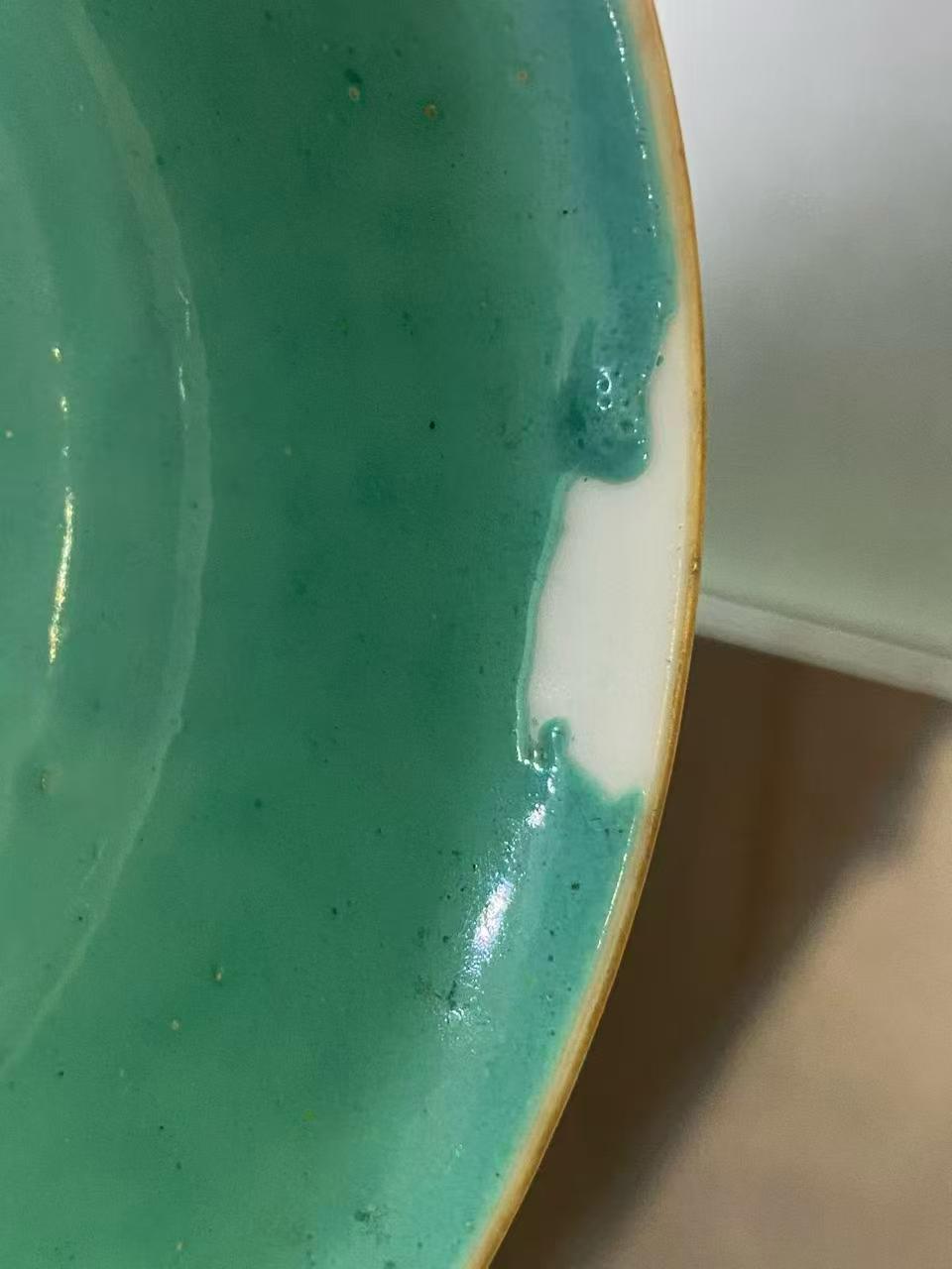 外仿木纹釉内松石绿地碗