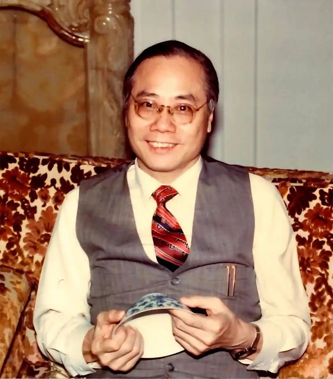 区百龄瓷器珍藏载誉归来｜第二部分专拍10月佳士得香港举槌