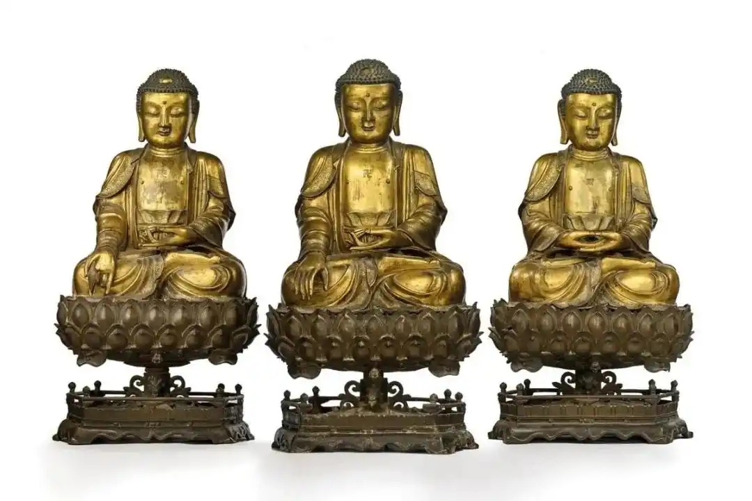 品相状况决定古董价值｜宣德青花龙纹高足碗RMB 725万巴黎易主